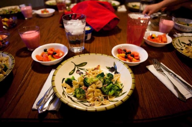 Yemekte bunları yapmayın!