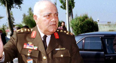 Foto - Yeminine ihanet ettin Namık Bey
