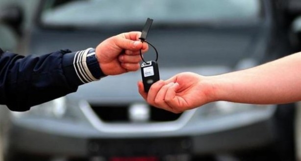 Foto - Yeni aldığı otomobili kenara çekip uyumak istedi! Sonrasında olanlar oldu