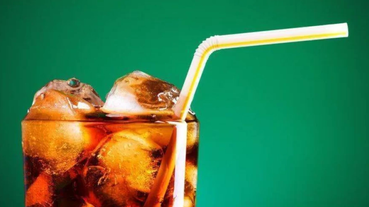 Foto - Yeni araştırma dehşete düşürdü! Diyet içecekler sanıldığı kadar masun değil! 1 su bardağı içtiğinizde bile...