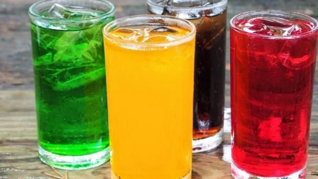 Foto - Yeni araştırma dehşete düşürdü! Diyet içecekler sanıldığı kadar masun değil! 1 su bardağı içtiğinizde bile...