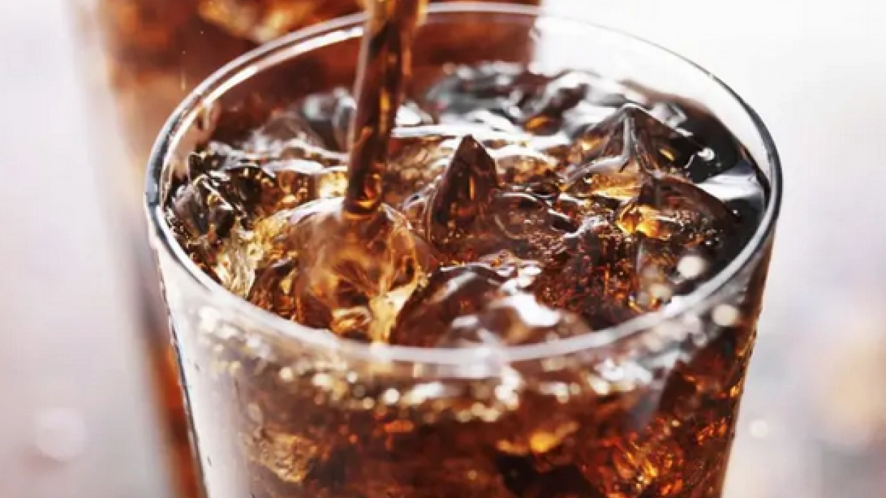 Foto - Yeni araştırma dehşete düşürdü! Diyet içecekler sanıldığı kadar masun değil! 1 su bardağı içtiğinizde bile...