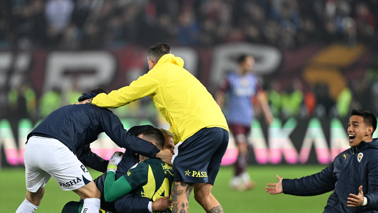 Foto - Yeni detaylar ortaya çıktı! İşte Fenerbahçe’de yeni Szymanski! Transferler takır takır gelmeye başlayacak…