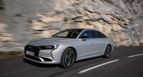 Foto - Yeni DS 9 OPÉRA E-TENSE 250 Türkiye’de!