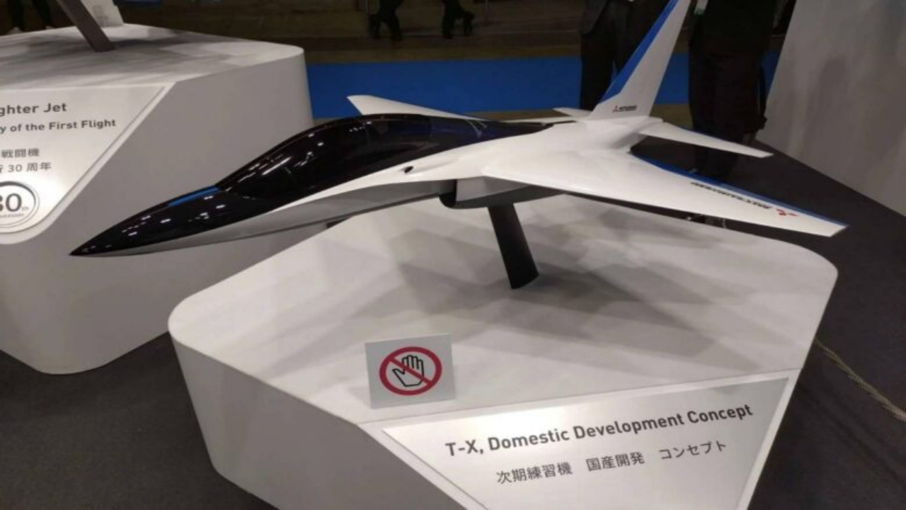 Foto - Yeni eğitim uçağı ilk kez sahneye çıktı! "HÜRJET" detayı dikkat çekti