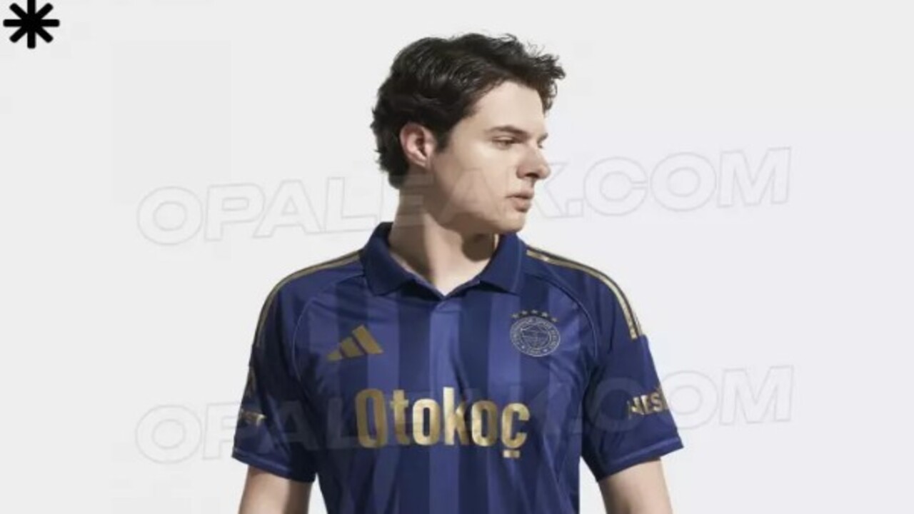 Foto - Yeni forma sızdırıldı, sosyal medya karıştı! Fenerbahçe taraftarı ikiye bölündü