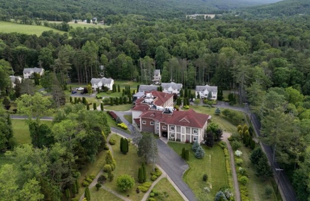Foto - Yeni görüntüler ortaya çıktı ABD’deki FETÖ ininde büyük değişim