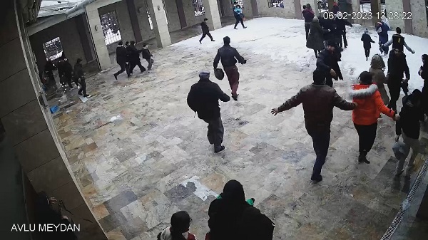 Foto - Yeni görüntüler ortaya çıktı! Deprem anı kameralara böyle yansıdı