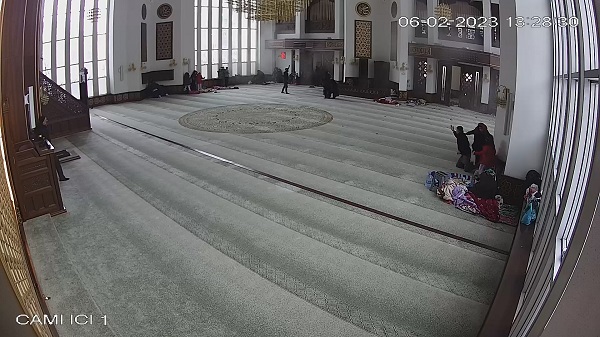 Foto - Yeni görüntüler ortaya çıktı! Deprem anı kameralara böyle yansıdı