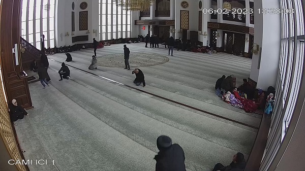 Foto - Yeni görüntüler ortaya çıktı! Deprem anı kameralara böyle yansıdı