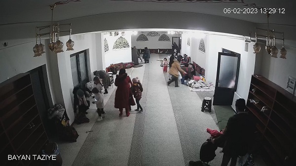 Foto - Yeni görüntüler ortaya çıktı! Deprem anı kameralara böyle yansıdı