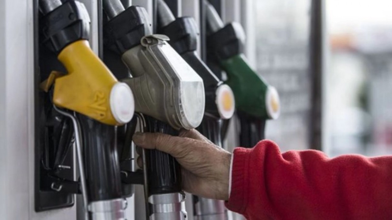 Foto - Yeni haftada benzin veya motorine indirim var mı? İşte fiyatlar!