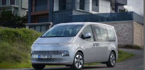 Foto - Yeni Hyundai Staria Türkiye'de satışa sunuldu! İşte Staria'nın fiyatı ve özellikleri