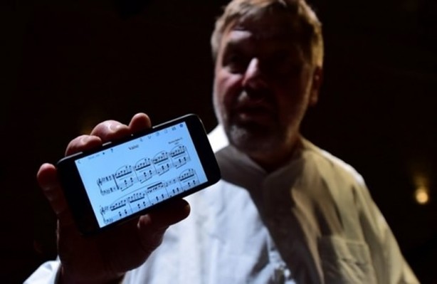 Foto - Yeni iPhone dokunmatik olmayabilir