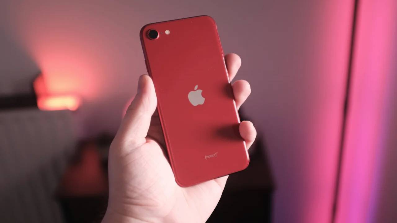 Foto - Yeni iPhone SE ne zaman çıkacak? İşte çok beklenen telefonun fiyatı ve çıkış tarihi...