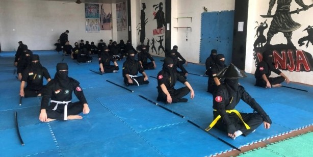 Foto - Yeni kuruldular! Reuters görüntüledi