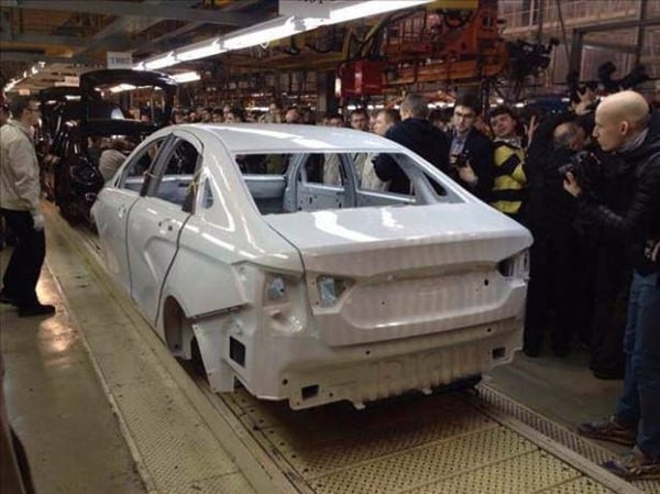 Foto - Yeni Lada Vesta'nın Türkiye fiyatı belli oldu