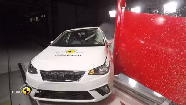 Foto - Yeni modeller çarpışma testine sokuldu!