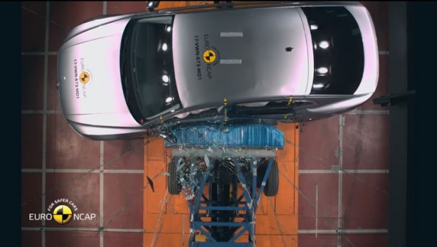 Foto - Yeni modeller çarpışma testine sokuldu!