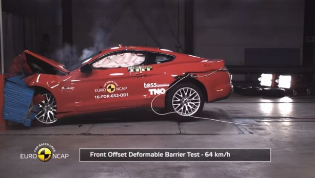 Foto - Yeni modeller çarpışma testine sokuldu!