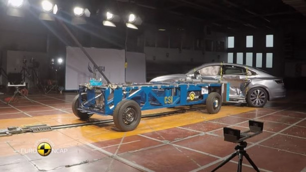 Foto - Yeni modeller çarpışma testine sokuldu!