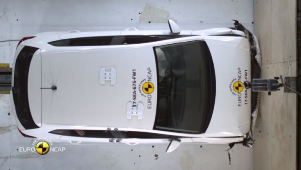 Foto - Yeni modeller çarpışma testine sokuldu!