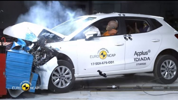 Foto - Yeni modeller çarpışma testine sokuldu!