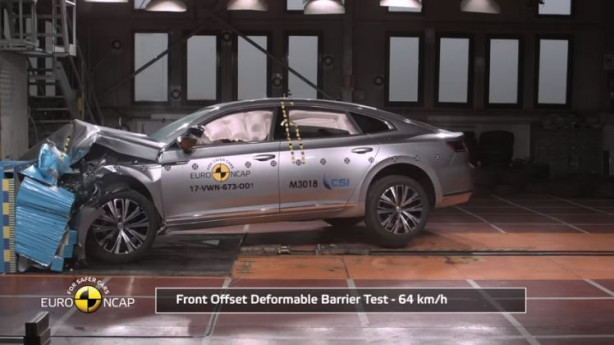 Foto - Yeni modeller çarpışma testine sokuldu!