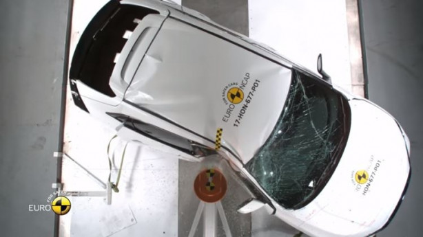 Foto - Yeni modeller çarpışma testine sokuldu!