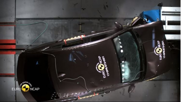 Foto - Yeni modeller çarpışma testine sokuldu!