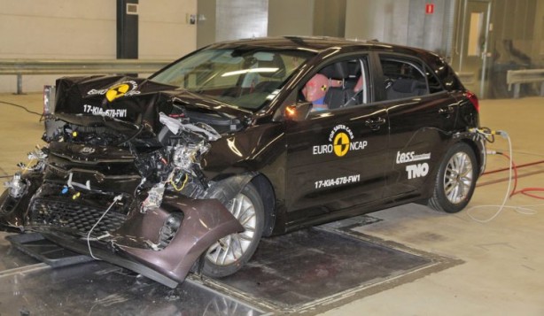 Foto - Yeni modeller çarpışma testine sokuldu! İşte çarpıcı sonuçlar...