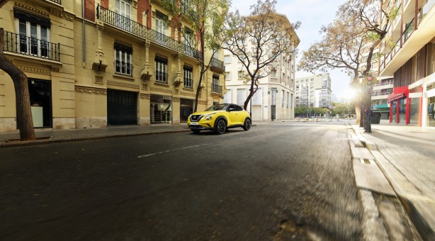 Foto - Yeni Nissan JUKE ikonik sarı rengiyle Türkiye’de! 5 donanım seçeneğiyle geldi! Ülkemizde 37 binin üzerinde satış performansı gösteren otomobilin fiyatı ne kadar? 