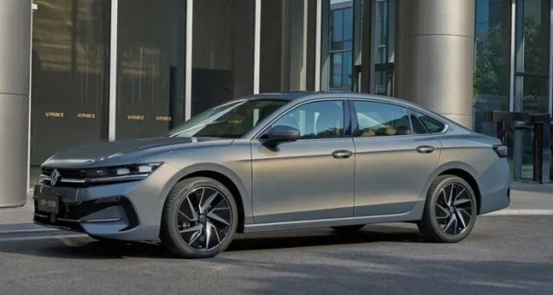 Foto - Yeni Passat B9 sedan Çin'de ortaya çıktı