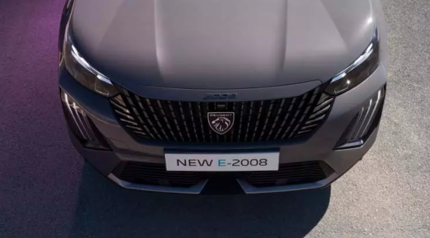 Foto - Yeni Peugeot 2008 E görücüye çıktı