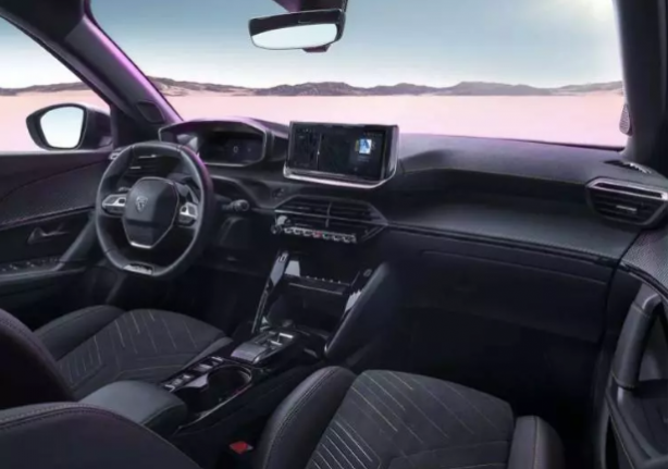 Foto - Yeni Peugeot 2008 E görücüye çıktı