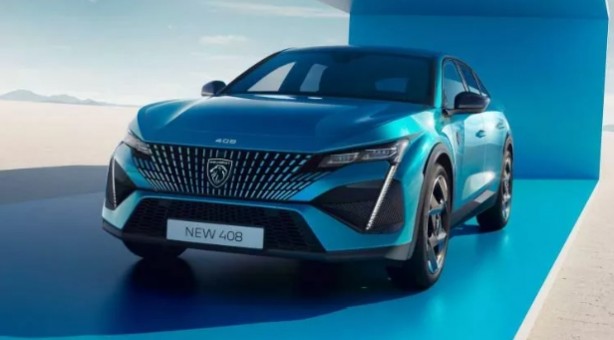 Foto - Yeni Peugeot 408 vitrine çıktı