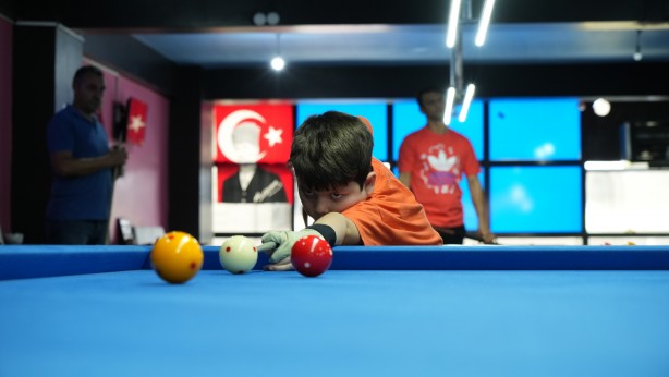 Foto - Hedefi çok büyük! Küçük Semih Saygıner bulundu