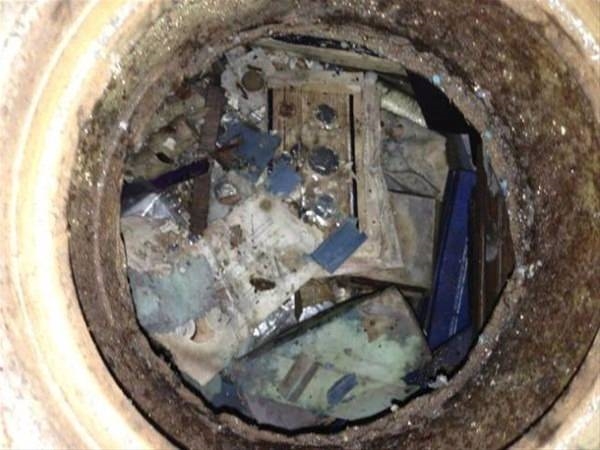 Foto - Yeni taşındığı evin bahçesinden bakın ne çıktı!