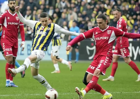 Foto - Yeni transfer moral bozunca mumla arar oldu: Son dakika açıklama: Her takım isteyecek: Fenerbahçe’den olay kaleci kararı…