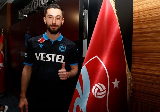 Foto - Yeni transferler için imza töreni