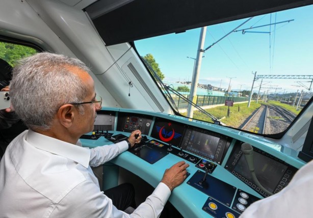 Foto - Yeni Türkiye’nin ayak sesleri! Sıra milli hızlı trene geldi