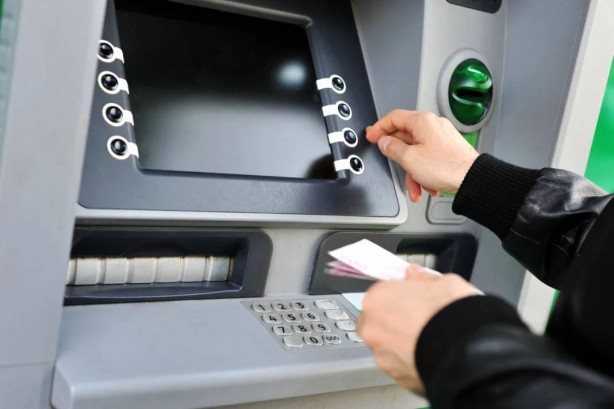 Foto - Yeni uygulama başlıyor! ATM’lerde kartı yutturacak hatalar