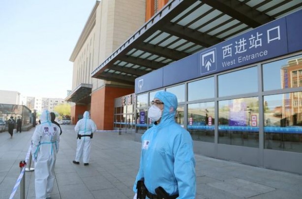 Yeni vakalar çıktı! 100 milyon insan karantinaya alındı