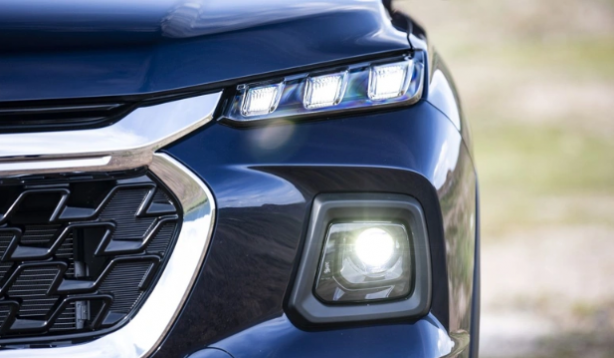 Yeni yerli otomobil satışa resmen çıktı! Fiyatı 300 bin lira