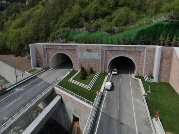 Foto - Yeni Zigana Tüneli muhalefete resmen yatırım dersi verdi