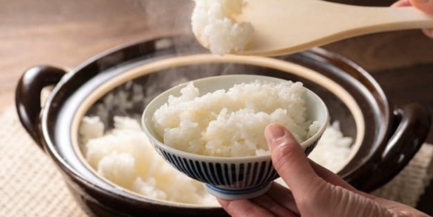 Yeniden ısıtıldığında zehirleyen yemekler