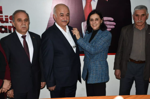 Foto - Yeniden Refah Partisi'nde deprem! 'Bize darbe yaptılar' deyip AK Parti'ye katıldılar