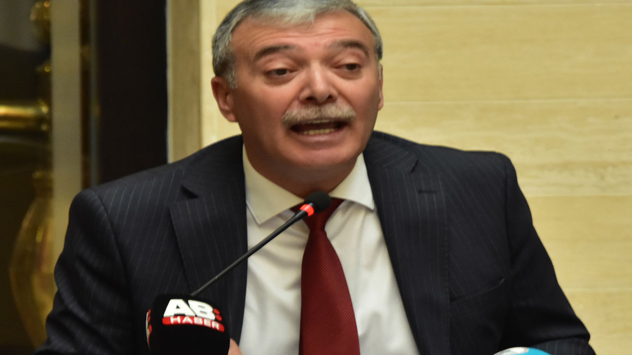 Foto - Yeniden Refah Partisi'nde deprem! 'Kimse bizi dinlemiyor' deyip peş peşe istifa kararı aldılar