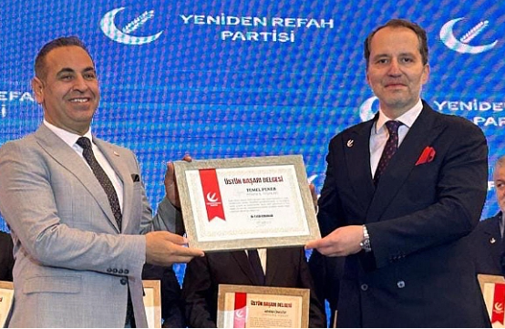 Foto - Yeniden Refah'ta herkesi şaşkına çeviren istifa! 6 ilçeyi kazandı, 'başarısızım' dedi ve istifa etti