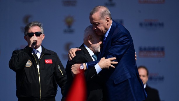 Foto - Yeniden Refah’tan AK Parti’ye geçen Suat Pamukçu’dan Türkiye’yi sarsacak uyarı! Gör bunu artık Fatih Erbakan